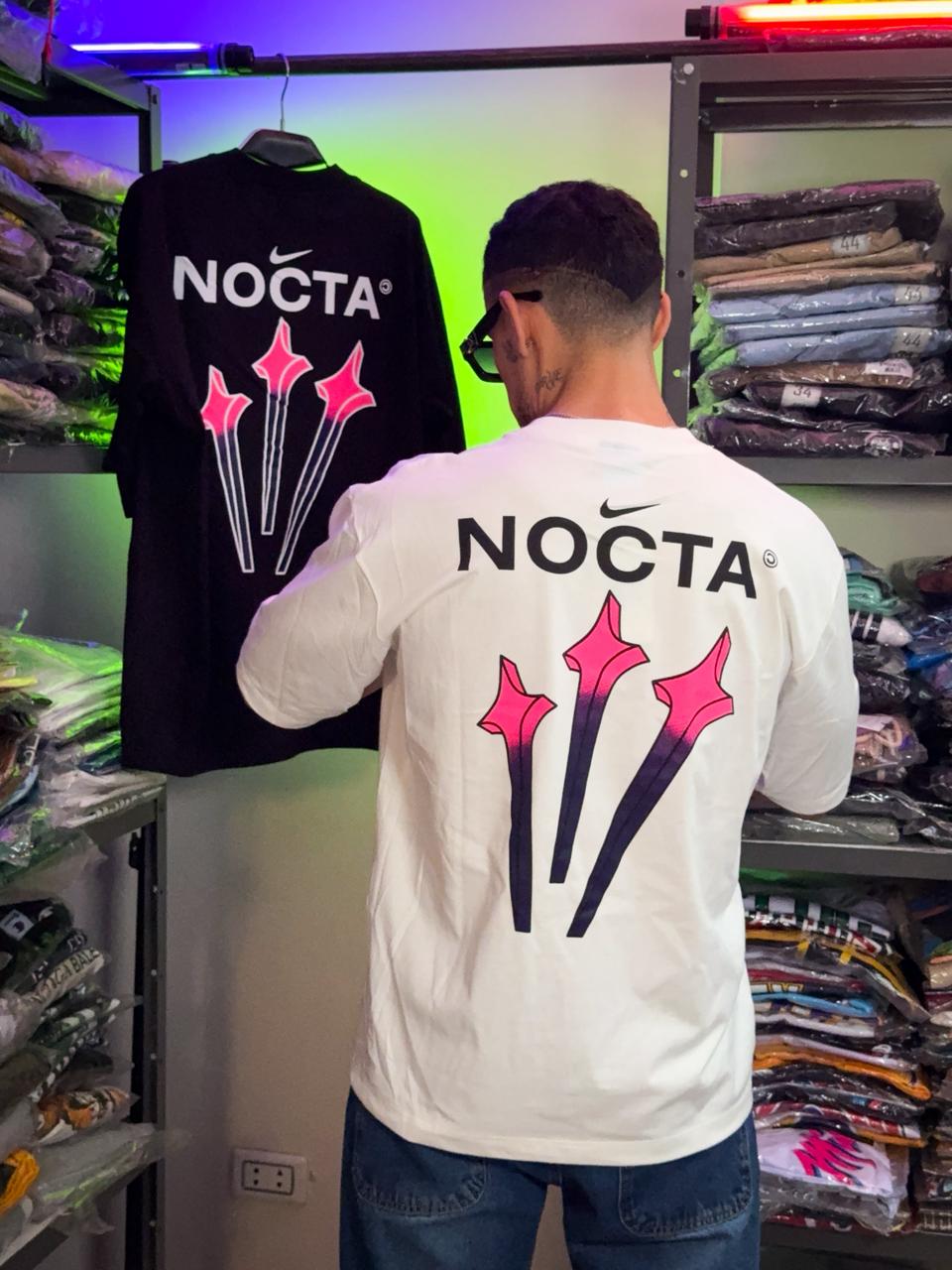 Polera Nike Nocta Colorido blanco