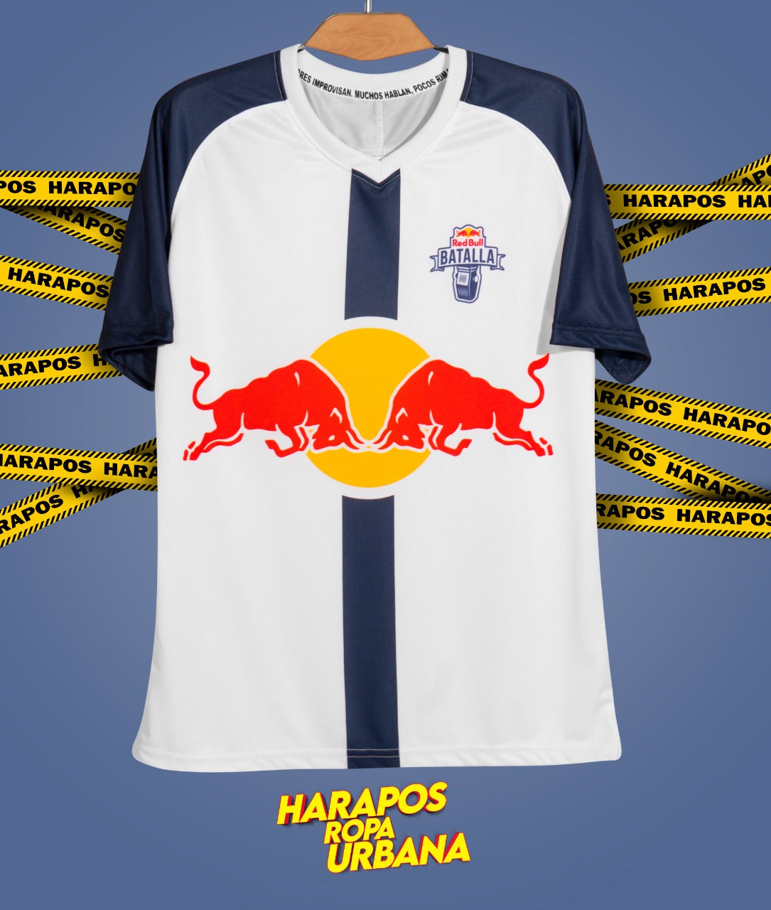 Polera red bull batalla blanca