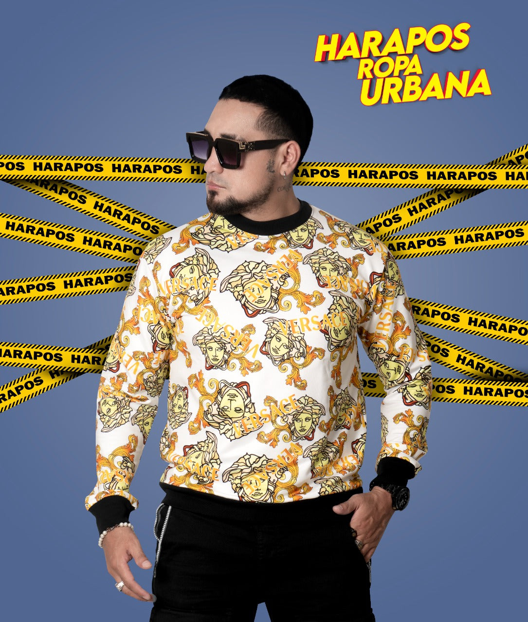 Sudadera Versace negra medusa y letras doradas