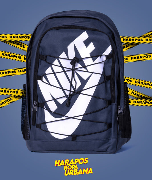 Mochila nike con elastico cruzado azul oscuro con letras blancas