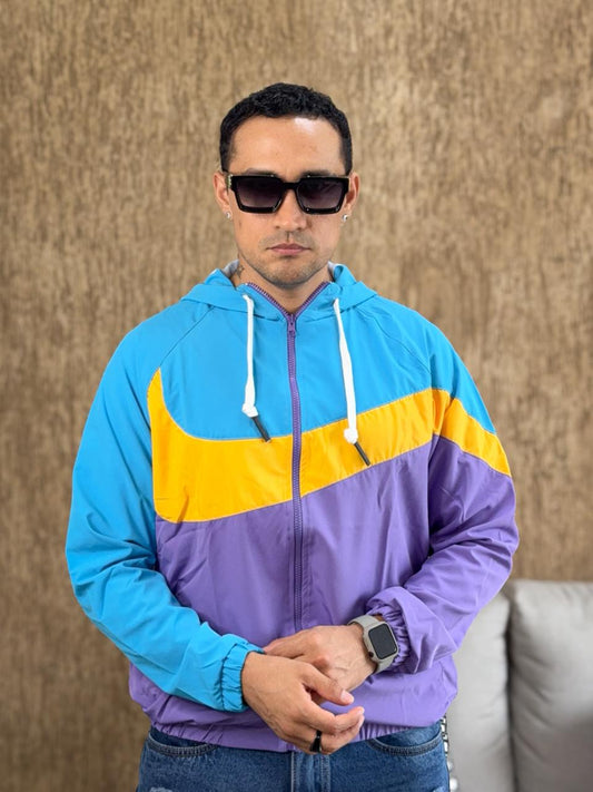 Chaqueta rompevientos nike celeste, amarillo y lila