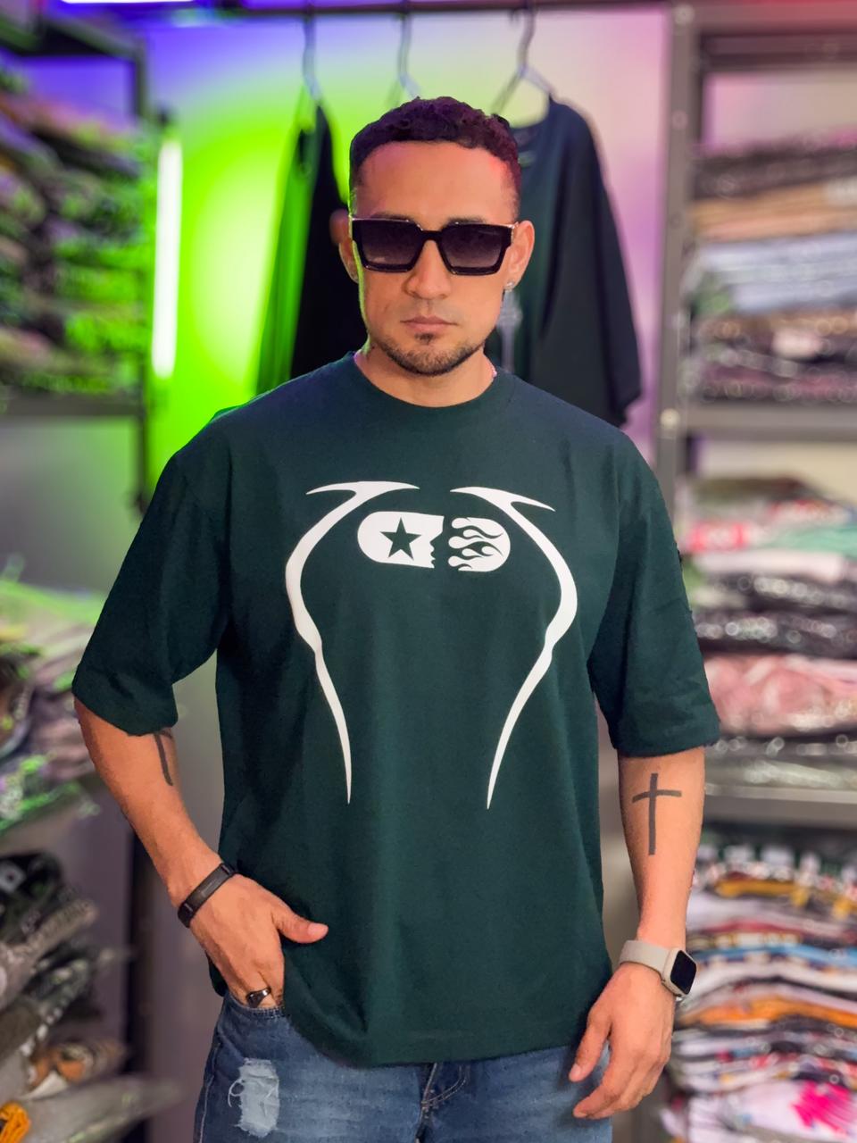 Polera Hellstar Boxifit verde