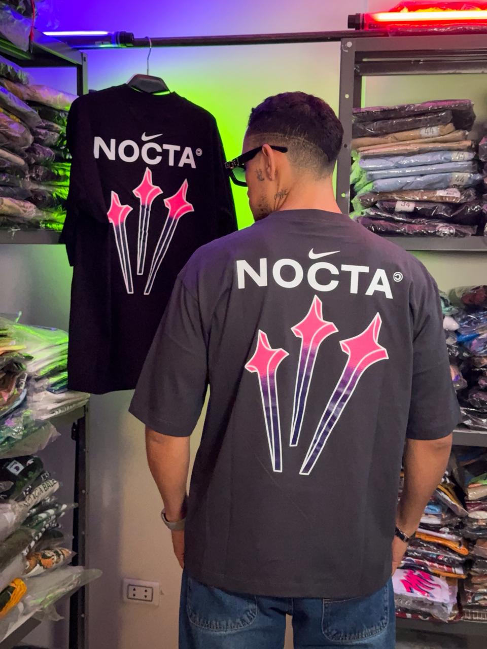 Polera Nike Nocta Colorido plomo