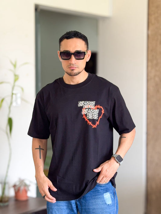 Polera rose london oversize negra corazon con candado