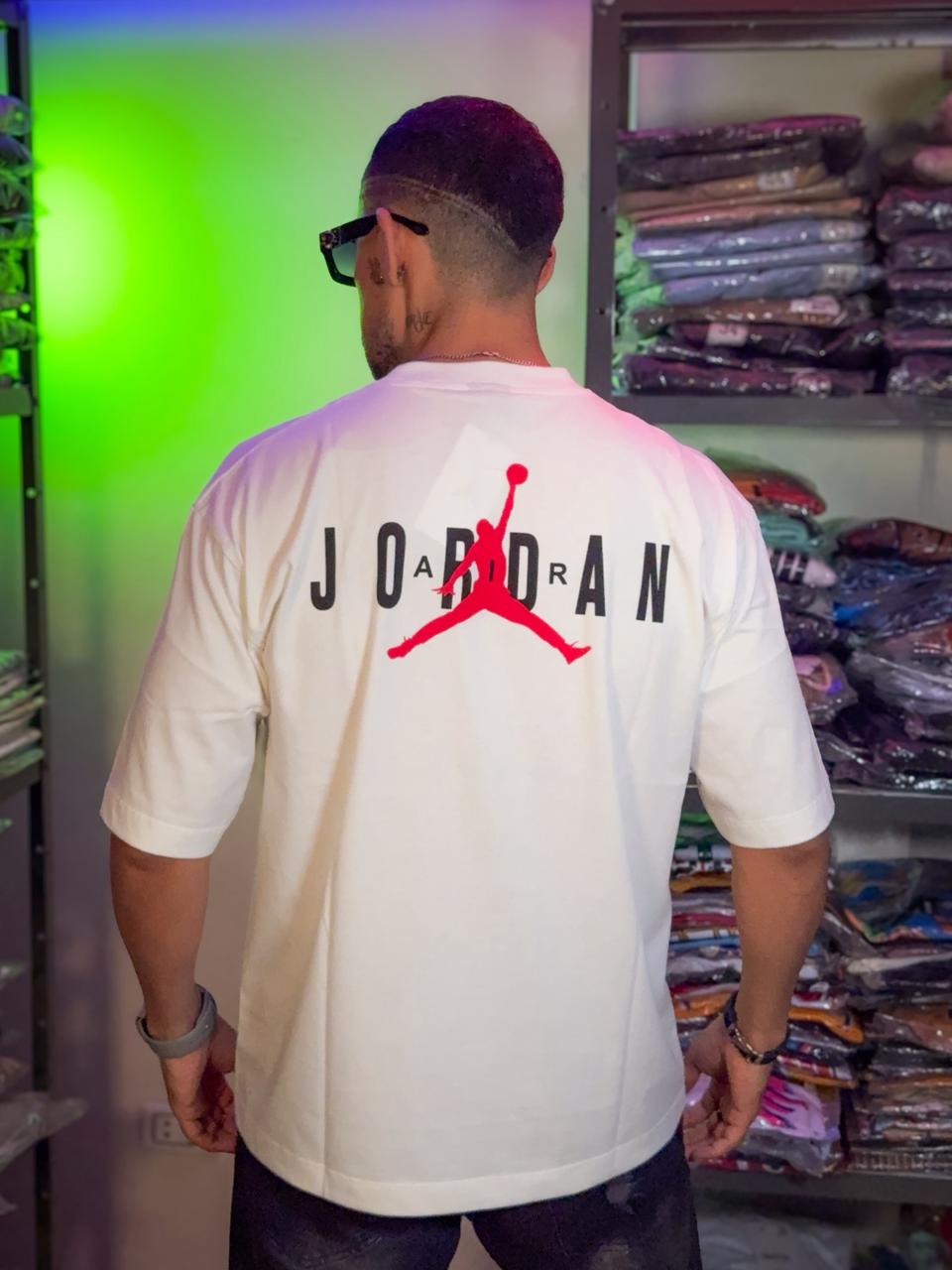 Polera Jordan silueta blanco
