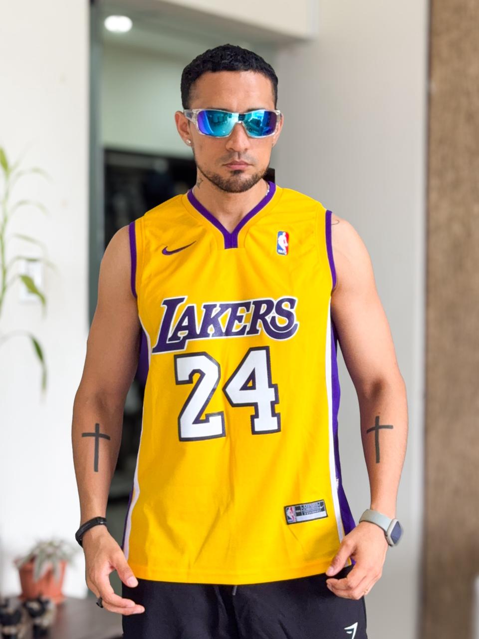 Solera Lakers Hollywood 24 nights amarilla