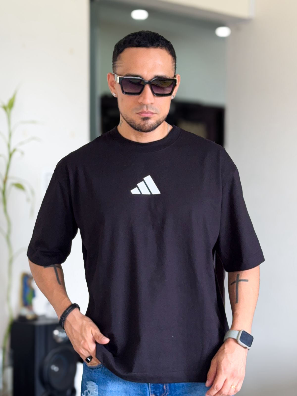 Polera Adidas training oversize negro